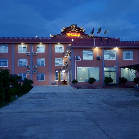Myat Nan Taw Hotel Loikaw Eksteriør billede