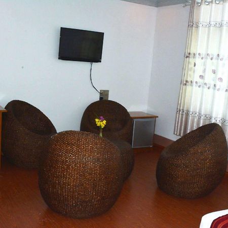 Myat Nan Taw Hotel Loikaw Eksteriør billede