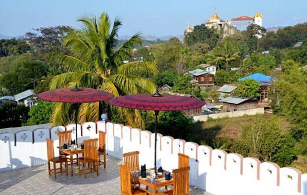 Myat Nan Taw Hotel Loikaw Eksteriør billede