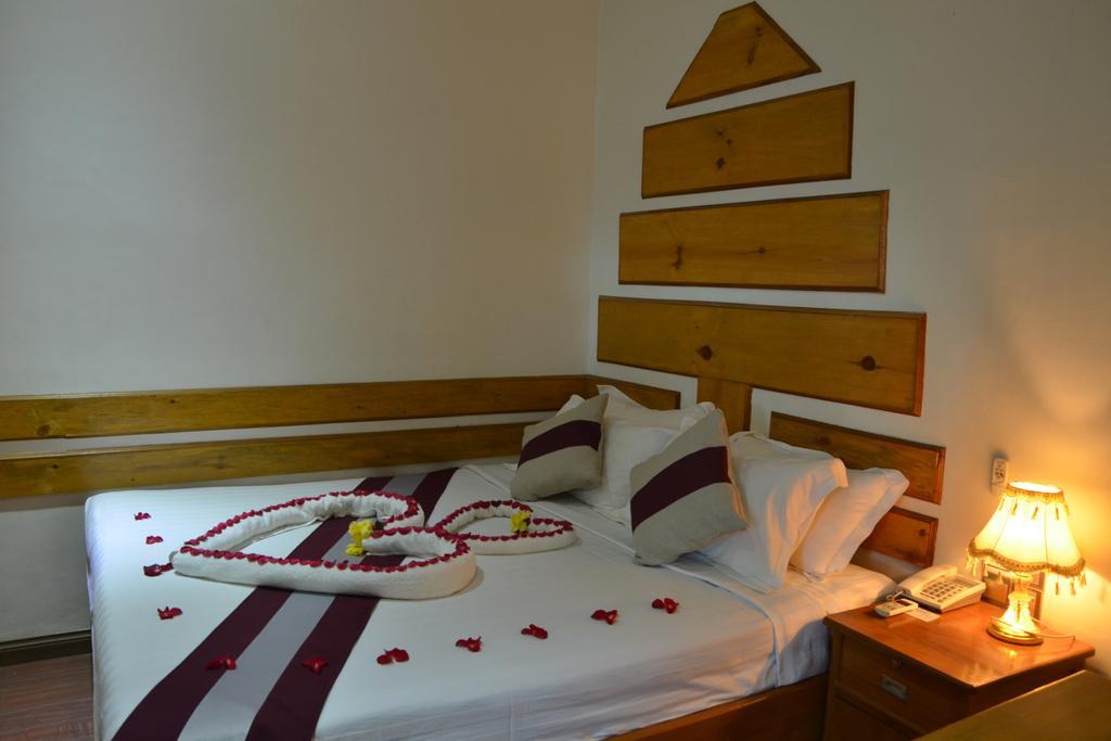 Myat Nan Taw Hotel Loikaw Eksteriør billede