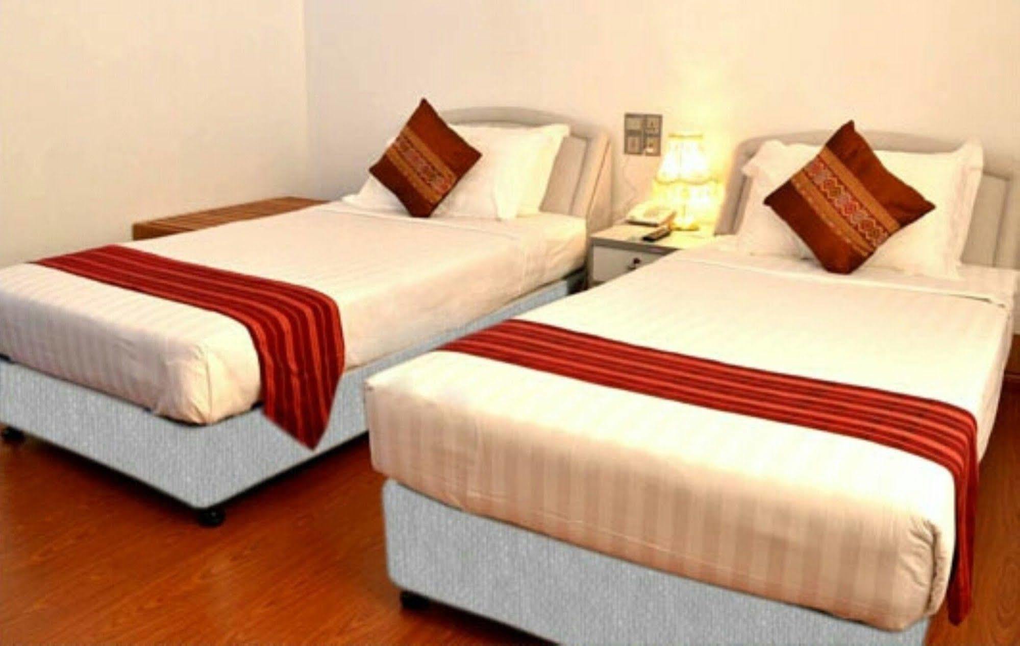 Myat Nan Taw Hotel Loikaw Eksteriør billede
